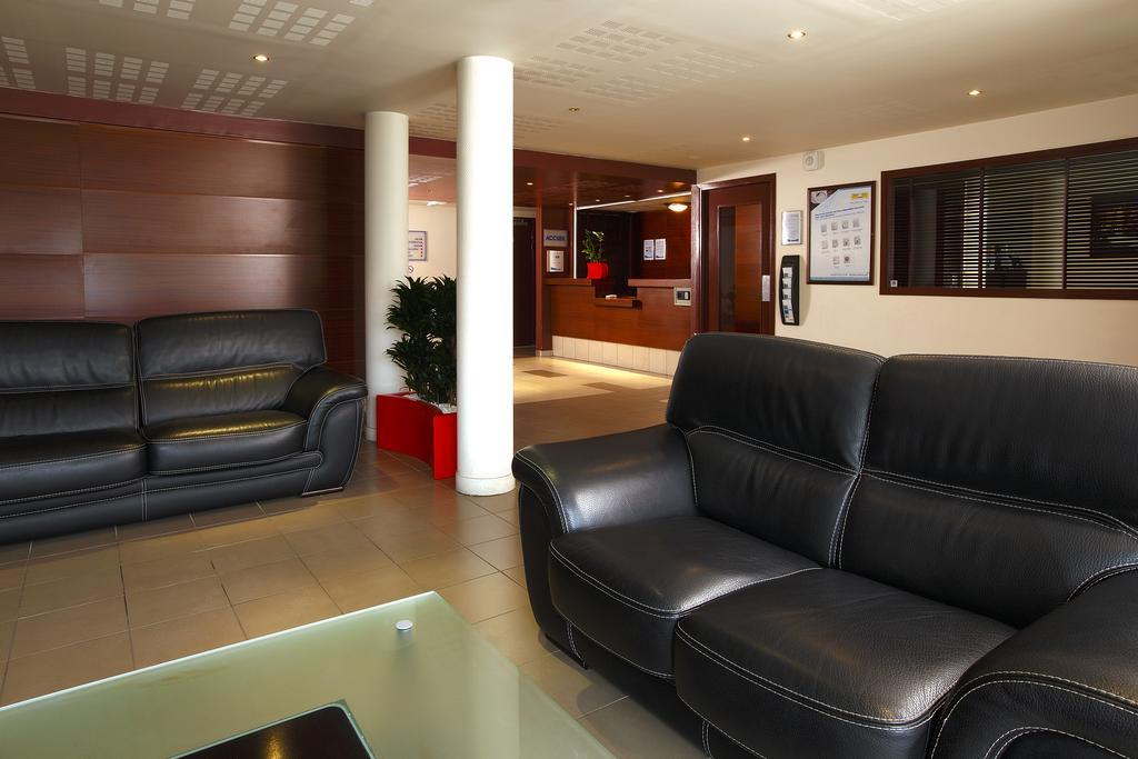 Appart'City Poissy Bagian luar foto